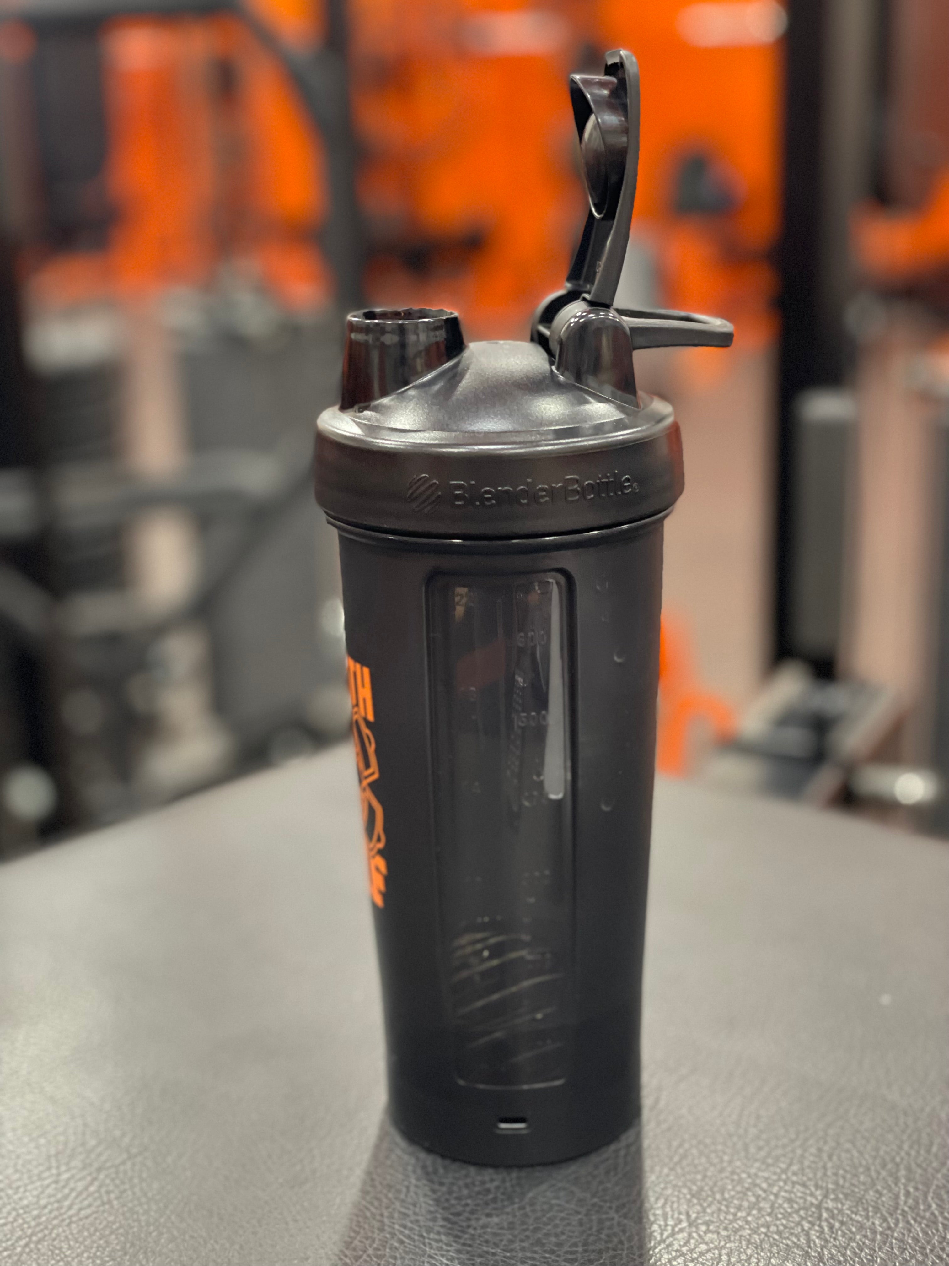 Black shaker outlet bottle